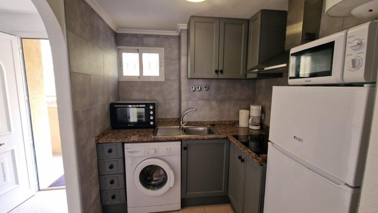 Appartement Lovely One Bedroom Unit With Balcony And Pool